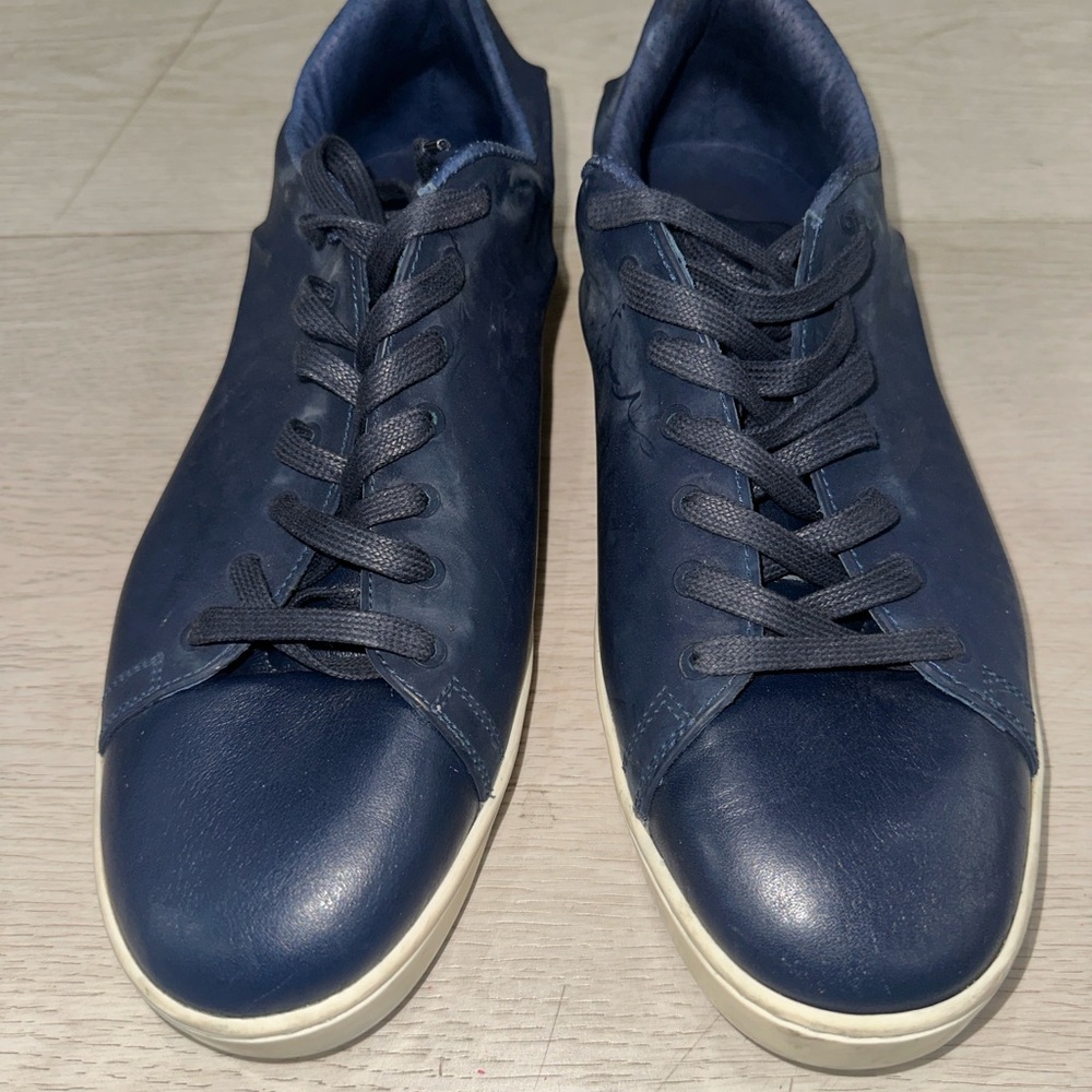 Puma by Hussein Chalayan Blue and White Sneakers with Classic Lace-Up Design